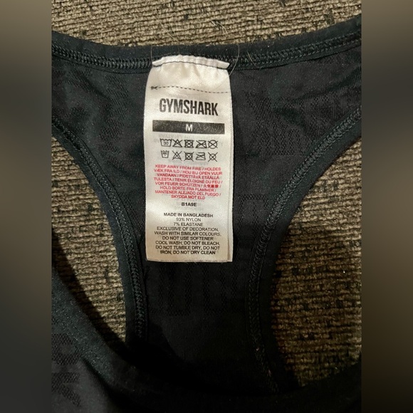 Gym Shark Bra - Picture 3 of 3